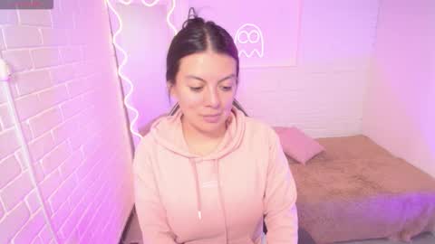 Carolina  online show from 10.06.25