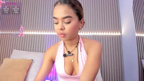 Snapshot of coralineross_ chatting on 09.12.25 coralineross_ online show from 09.12.25