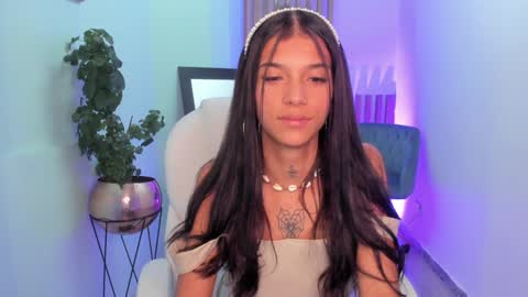 Snapshot of coralrigan chatting on 01.02.25 Coral online show from 01.02.25