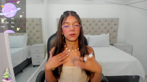 Snapshot of coralrigan chatting on 01.12.25 Coral online show from 01.12.25