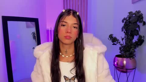 Snapshot of coralrigan chatting on 01.20.25 Coral online show from 01.20.25