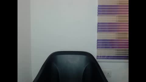 Snapshot of cornxcunt chatting on 10.21.25 cornxcunt online show from 10.21.25