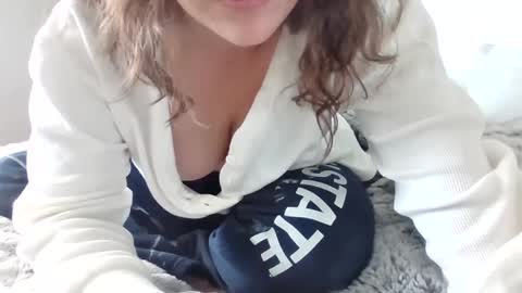 Snapshot of courtxoxo_o chatting on 02.18.25 courtxoxo_o online show from 02.18.25