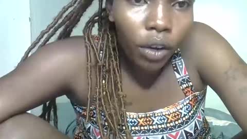 Snapshot of craizybitch chatting on 01.22.25 craizybitch online show from 01.22.25