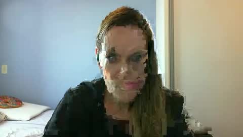 Anny online show from 10.03.25
