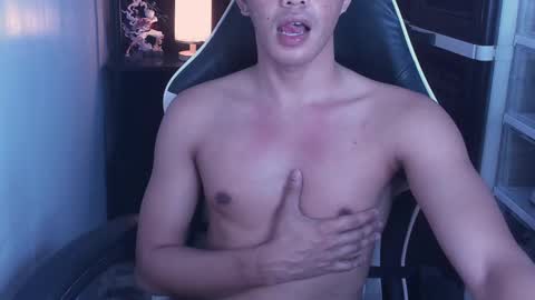 Snapshot of crazyasiancum chatting on 02.15.25 Zion online show from 02.15.25