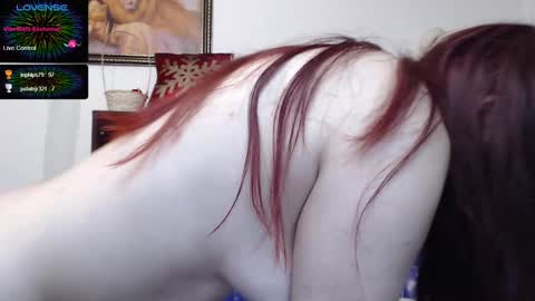 Snapshot of crazzy_pussy chatting on 01.14.25 Ana online show from 01.14.25