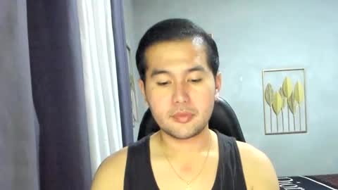 BareCreamyCum online show from 12.04.24