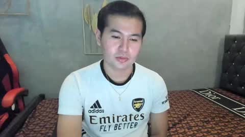 BareCreamyCum online show from 12.05.24