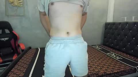 BareCreamyCum online show from 12.12.24