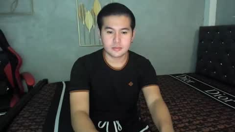BareCreamyCum online show from 12.13.24