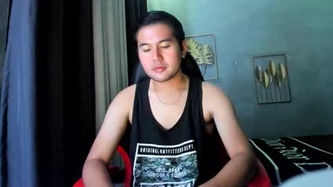 BareCreamyCum online show from 12.27.24