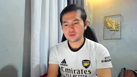 BareCreamyCum online show from 01.07.25