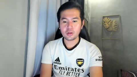 BareCreamyCum online show from 01.08.25