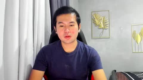 BareCreamyCum online show from 01.12.25