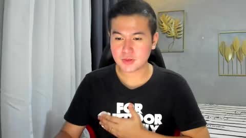 BareCreamyCum online show from 02.11.25