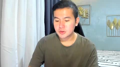 BareCreamyCum online show from 02.12.25