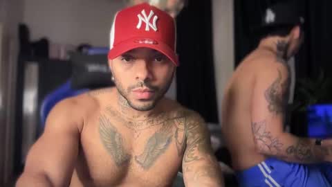 Snapshot of criistan14 chatting on 11.17.25 Horny Guys online show from 11.17.25