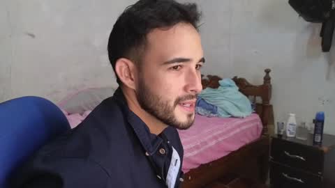 Snapshot of cris_simons chatting on 02.07.25 cris_simons online show from 02.07.25