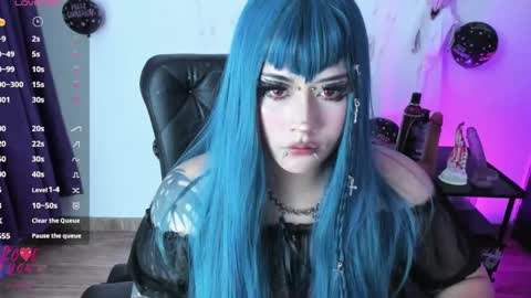 Snapshot of cristal_kosh chatting on 02.02.25 Cris online show from 02.02.25