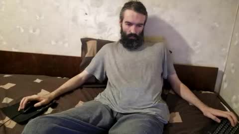 Snapshot of crystallax chatting on 10.10.25 Crystallax online show from 10.10.25