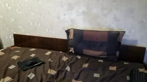 Snapshot of crystallax chatting on 10.26.25 Crystallax online show from 10.26.25