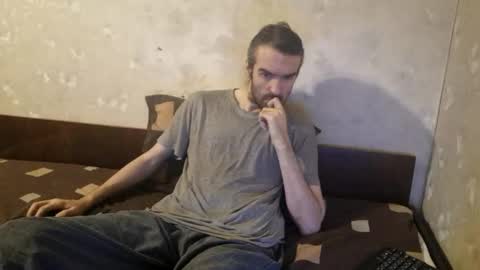 Snapshot of crystallax chatting on 11.03.25 Crystallax online show from 11.03.25