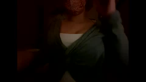 Snapshot of crystalyn777 chatting on 09.13.25 crystalyn777 online show from 09.13.25