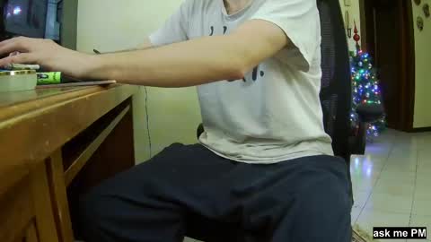 Snapshot of culonudo23 chatting on 12.20.24 Leo online show from 12.20.24