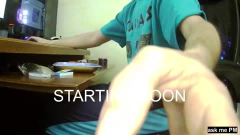 Snapshot of culonudo23 chatting on 12.25.24 Leo online show from 12.25.24