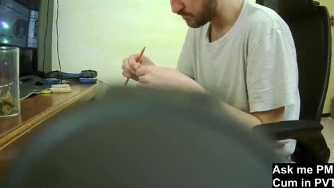 Snapshot of culonudo23 chatting on 12.31.24 Leo online show from 12.31.24