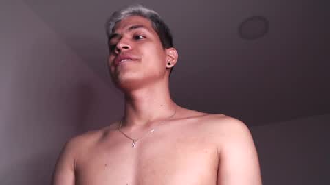 Snapshot of cumjuicy chatting on 02.27.25 Sebby online show from 02.27.25