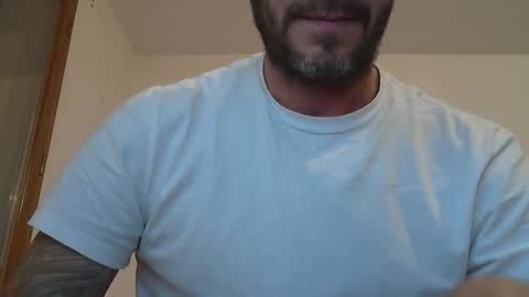 Snapshot of cummincock04 chatting on 10.08.25 cummincock04 online show from 10.08.25