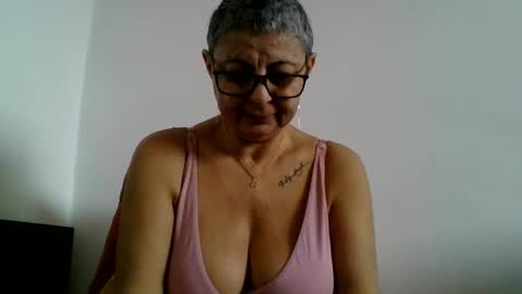 couple online show from 01.30.25