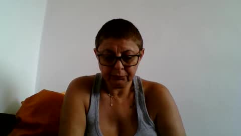 couple online show from 09.18.25