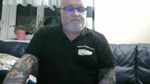 curtus14 online show from 12.15.24