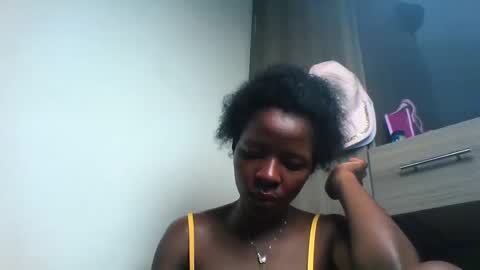 Snapshot of cute_sexy3 chatting on 01.20.25 SHARON online show from 01.20.25