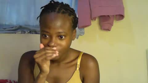 Snapshot of cute_sonny chatting on 10.13.25 cute_sonny online show from 10.13.25