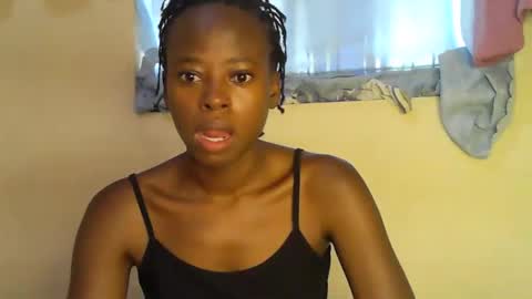 Snapshot of cute_sonny chatting on 10.16.25 cute_sonny online show from 10.16.25