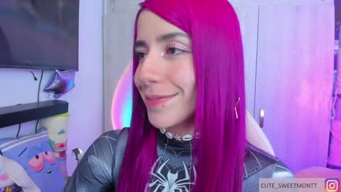 Snapshot of cute_sweetmontt chatting on 01.26.25 katalinda montt online show from 01.26.25