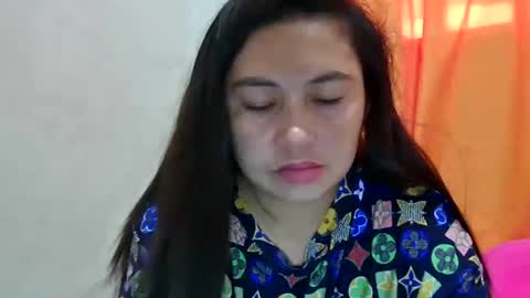 Snapshot of cutelalay chatting on 12.16.24 Lalai online show from 12.16.24