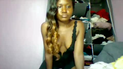 cutezola online show from 10.21.25