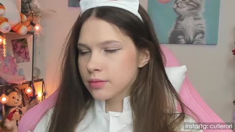 Snapshot of cutierori chatting on 01.23.25 Rori  Instagram cutierori  online show from 01.23.25