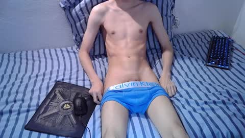 Snapshot of cutotorry chatting on 12.22.24 torry online show from 12.22.24