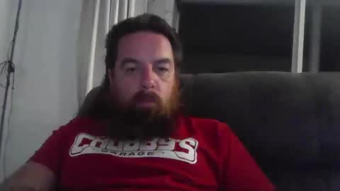 Snapshot of d1988 chatting on 01.18.25 D online show from 01.18.25