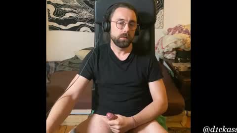 Snapshot of d1ckass chatting on 02.11.25 d1ckass online show from 02.11.25