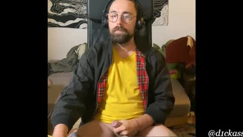 Snapshot of d1ckass chatting on 10.04.25 d1ckass online show from 10.04.25