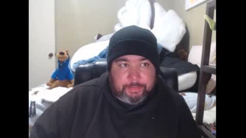 Snapshot of d____w chatting on 10.08.25 d____w online show from 10.08.25