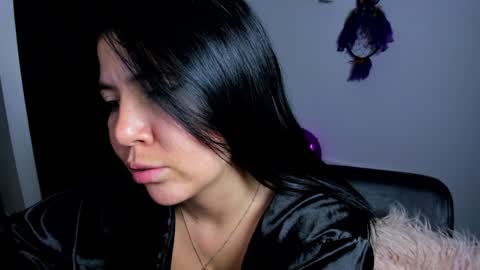 Snapshot of daahanna_ chatting on 01.22.25 Ailyn  online show from 01.22.25