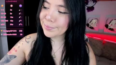 Snapshot of daahanna_ chatting on 09.28.25 Ailyn  online show from 09.28.25